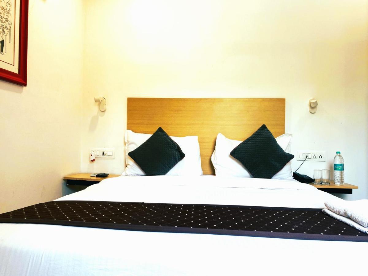 Qotel Hotel Ip Residency East Delhi Preet Vihar New Delhi Extérieur photo