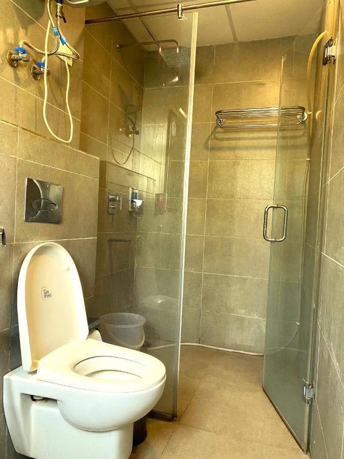 Qotel Hotel Ip Residency East Delhi Preet Vihar New Delhi Extérieur photo