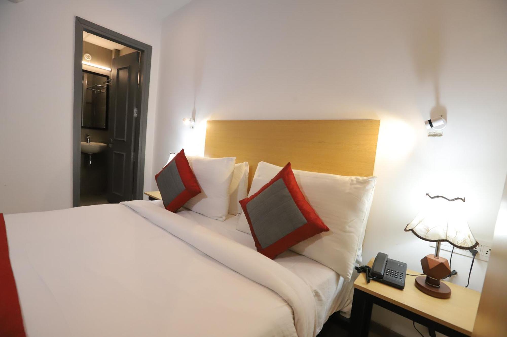 Qotel Hotel Ip Residency East Delhi Preet Vihar New Delhi Extérieur photo