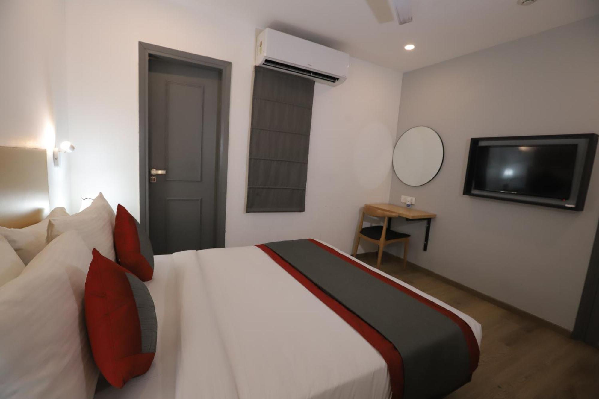 Qotel Hotel Ip Residency East Delhi Preet Vihar New Delhi Extérieur photo