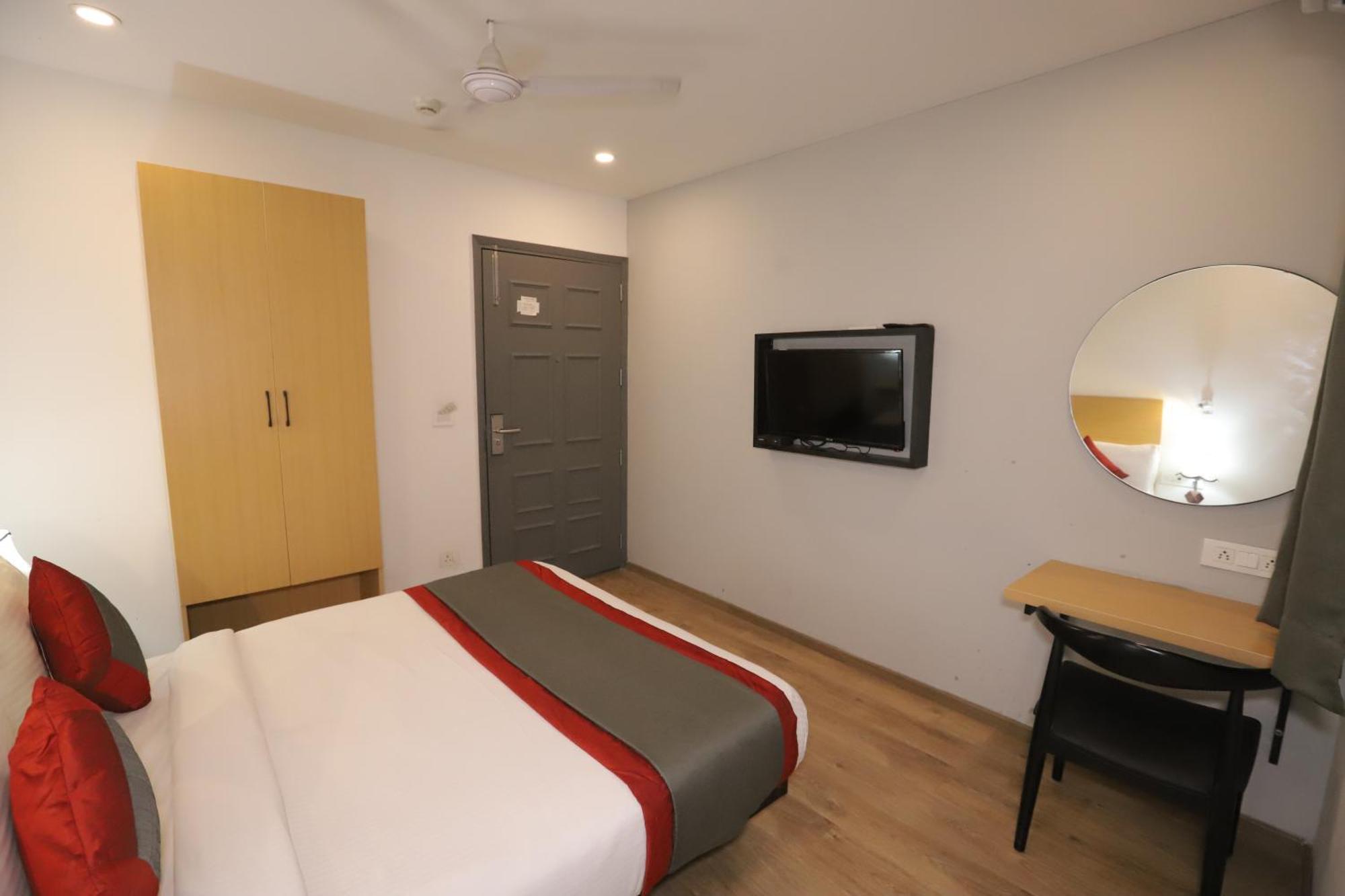 Qotel Hotel Ip Residency East Delhi Preet Vihar New Delhi Extérieur photo